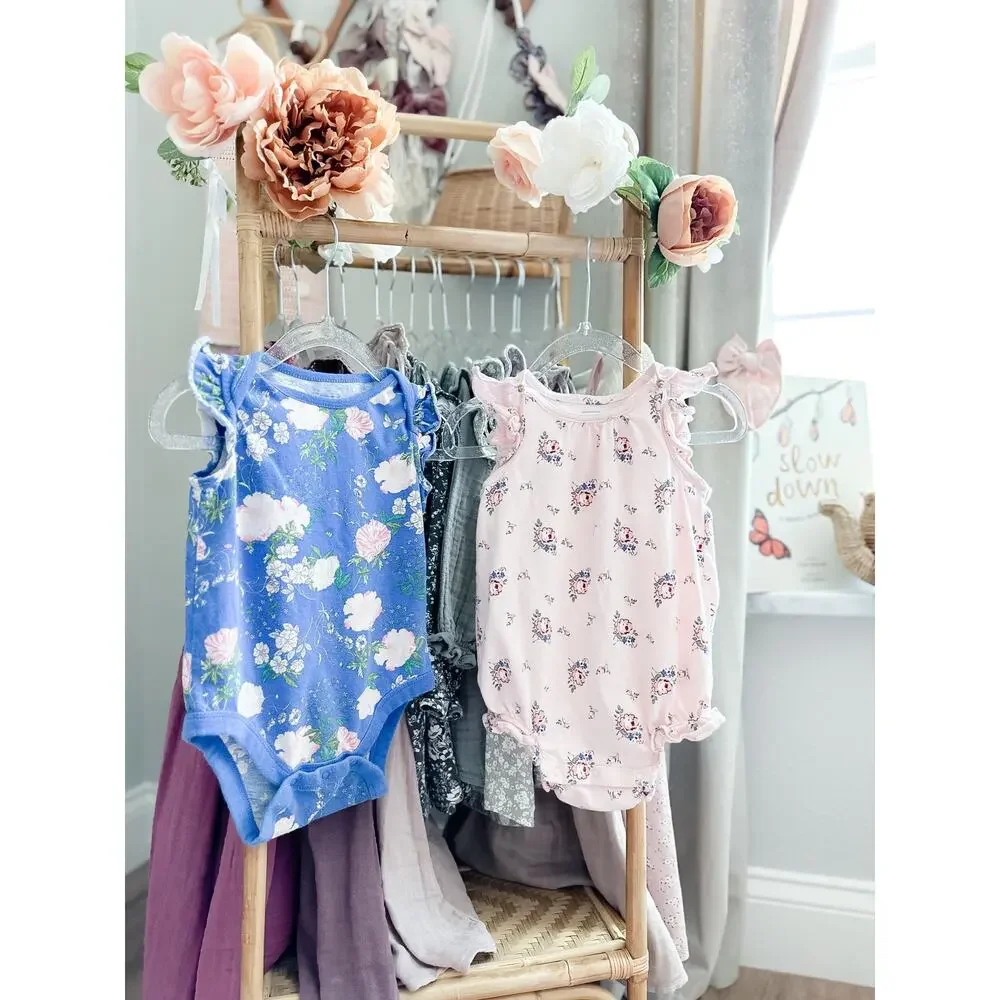 2 Baby Gap Floral Flutter Slv Onesie Bodysuits 12-18mths